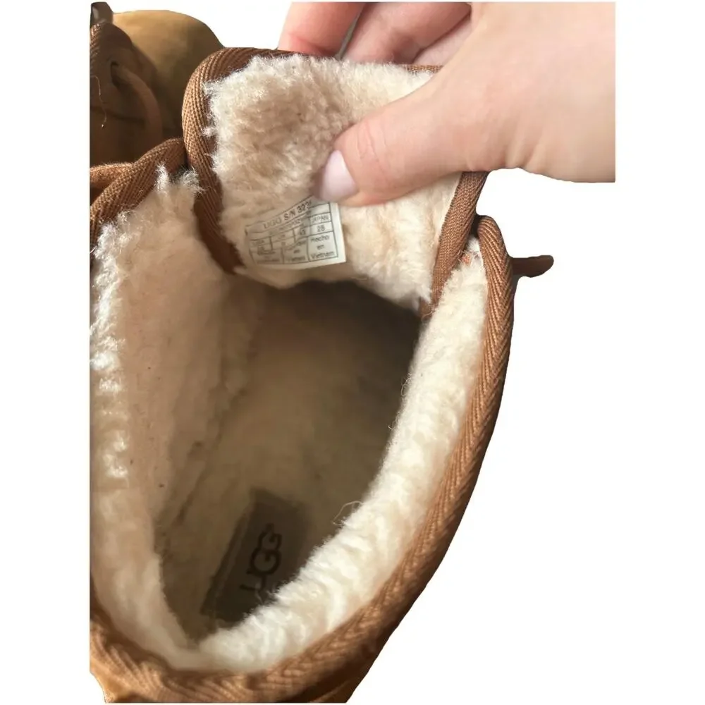 Ugg Neumel Leather And Wool Chukka Boots, Size 10. Cabin Core - Picture 9 of 12